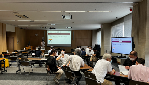 東京理科大学教授渡辺先生講演のグループワークの様子の写真