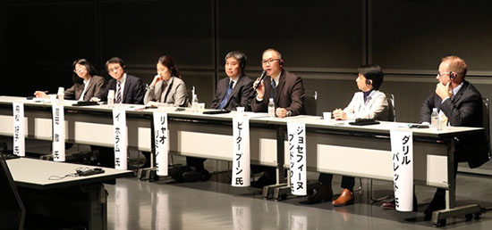 PHOTO:Discussion at international seminar in February 2017 on“Development and Challenges on Rehabilitation and Tasks in Countries of the Western Pacific Region”