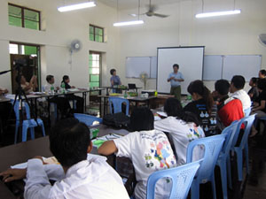 PHOTO：Training of sign language interpretation in Myanmar