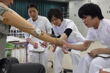 義肢学Ⅱ（上腕義手） 仮合せ