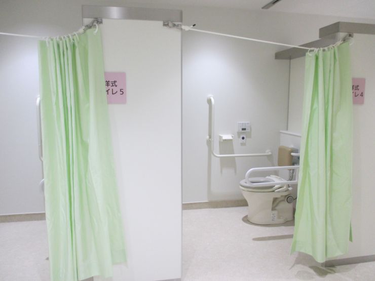 機能訓練棟 車いす用洋式トイレの写真
