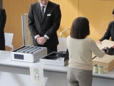 10研修会の受付業務2.jpg