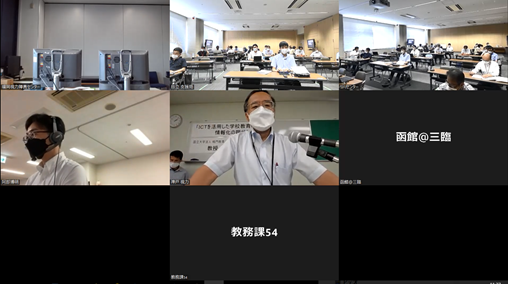 鳴門教育大学教授藤村先生の講演の様子の写真