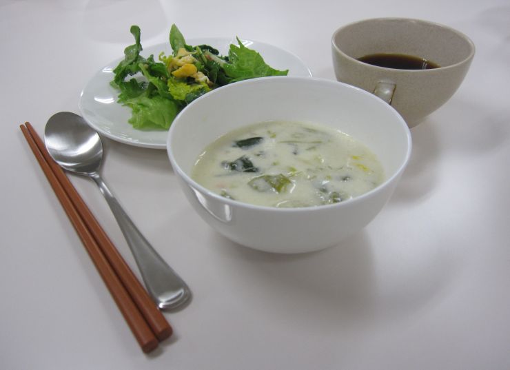 調理の一例 畑で収穫した野菜で作った調理の一例の写真